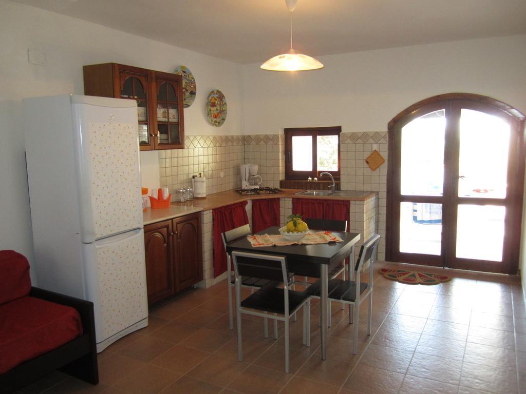 Casa Vacanze Daisy Trappeto  Kamer foto